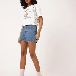 DressBerry Modern Edge Graphic Printed Drop-Shoulder Sleeves Relaxed Fit T-shirt image 5