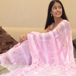 PRETTY PALLU Floral Embellished Mirror Work Saree-picture-38