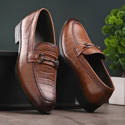 San Frissco Men Textured Genuine Leather Formal Loafers-picture-10