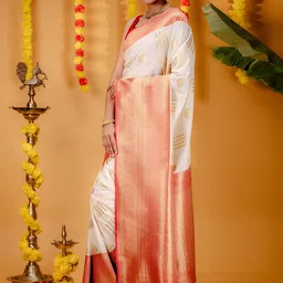 MIMOSA Ethnic Motifs Woven Design Zari Kanjeevaram Saree image 5