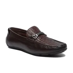 pelle albero Men Brown Textured Leather Loafers image 3