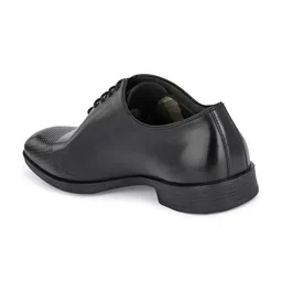 House of Pataudi Men Leather Formal Oxfords Shoes image 2