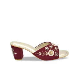 SHRIVAS BY ARCHITA MEHTA Ethnic Embellished Velvet Block Heels image 4