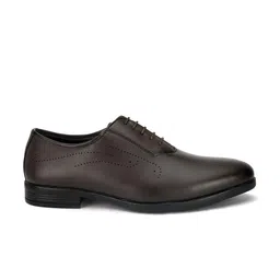 INVICTUS Men Brown Solid Leather Formal Oxfords image 3