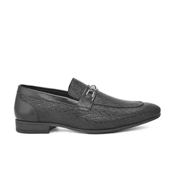 San Frissco Men Textured Formal Slip-On Shoes image 3