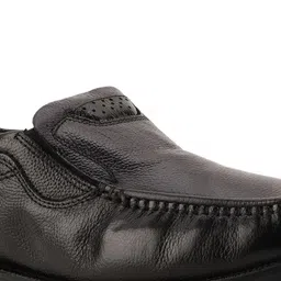 Bata Men Black TexturedLeather Formal Slip-On Shoes image 3