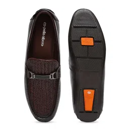 pelle albero Men Brown Textured Leather Loafers image 2