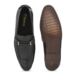 Guava Men Textured Buckled Formal Loafers image 5