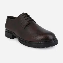 Styli Men Textured Lace Up Oxfords image 5