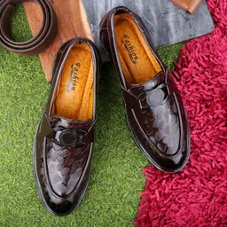 wugatti Premium Quality & Partywear Stylish Comfortable Loafers For Men image 3
