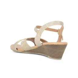 Bata Women Textured Wedge Sandals image 5