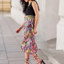 DressBerry Women Floral Printed Round Neck Fit and Flare Dress image 1