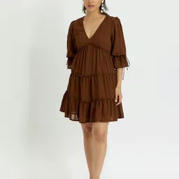 Alaya By Stage3 Cairo V-Neck Bell Sleeves Tiered Fit and Flare Dress-picture-18