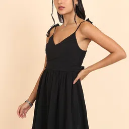 Tokyo Talkies Black Shoulder Straps Gathered or Pleated Wrap Dress-picture-26