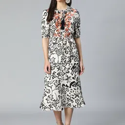 Oxolloxo White Tie-Up Neck Midi Dress-image-82