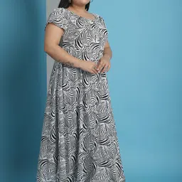 theRebelinme Women Plus Size Printed A-Line Maxi Dress image 2