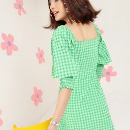 fuchsia PRETTY LOVING THING V-neck Short Puff Sleeves A-Line Dress image 4