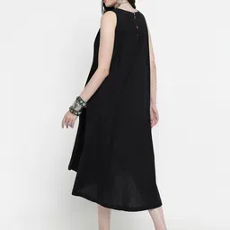 aayusika Sleeveless A-Line Midi Dress image 4