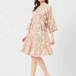 Moomaya Floral Printed V-Neck Short Three-Quarter Sleeves A-Line Midi Dress image 4