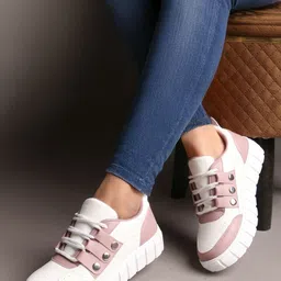 feet runner Comfortable Trendy Lightweight Sneakers Shoes for Women Sneakers For Women-picture-25