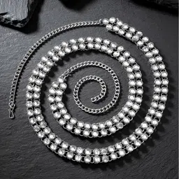 Peora Silver-Plated Kundan -Studded & Beaded Jewellery Set image 2