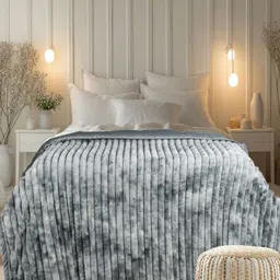 GAPU & BALY Grey & White Abstract Fur 300 GSM Heavy Winter Double Bed Blanket-image-3
