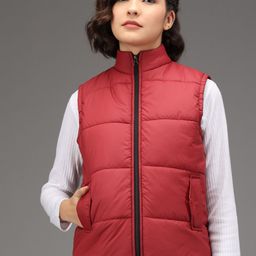 Kotty Women Maroon Colourblocked Training or Gym Padded Jacket-image-74