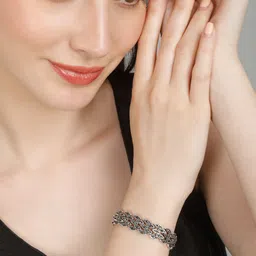 DIVASTRI Silver-Plated Wraparound Bracelet-picture-34