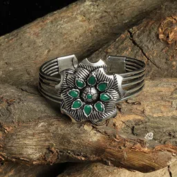 VENI Women Silver Bracelet-picture-37