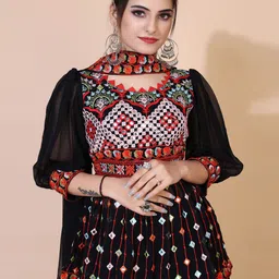 Virah Fashion Women Black Ethnic Motifs Thread Work Kurti with Skirt & With Dupatta image 2