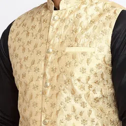 KRAFT INDIA Men Black Kurta and Churidar with Embroidered Nehru jacket image 4