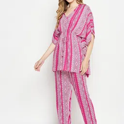 Nuwah Geometric Print V-Neck Kaftan Night Suit image 4