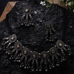 YouBella Silver Plated Oxidised Stone-Studded & Beaded Jewellery Set image 3