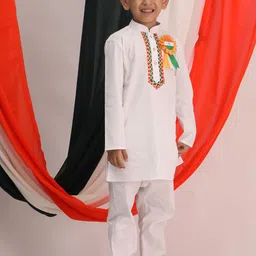 VASTRAMAY Boys Mandarin Collar Regular Gotta Patti Pure Cotton Kurta With Pyjamas image 4