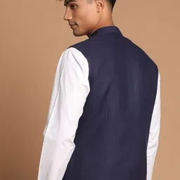 VASTRAMAY Men Navy Solid Blue Nehru Jacket image 5