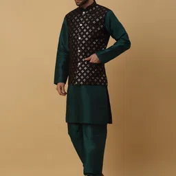 KRAFT INDIA Mandarin Collar Long Sleeves Regular Kurta With Churidar & Nehru Jacket image 4