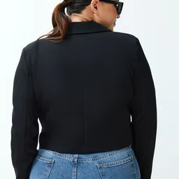 Trendyol Notched Lapel Crop Casual Blazer image 2