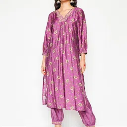 Global Desi Floral Printed V-Neck Thread Work Kurta With Salwar image 5