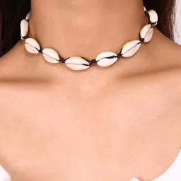OOMPH Sea Shell Choker Necklace & Anklet image 5