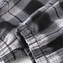 StyleCast Girls Grey Round Neck Top With Pyjamas image 3