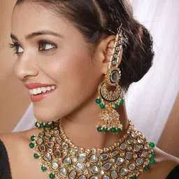 Anouk Gold-Plated Kundan-Studded & Pearl Beaded Jewellery Set-picture-16