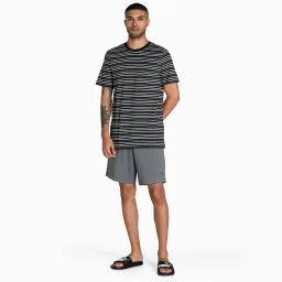 puma Men's Stripe T-Shirt & Shorts Set image 3