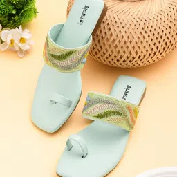 ravis Women Flats Sandal-picture-25