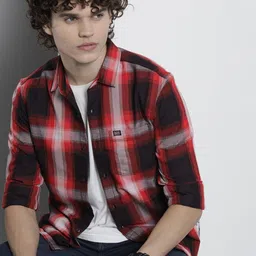 the indian garage co. Men Slim Fit Checkered Spread Collar Casual Shirt image 5