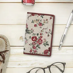 THE CLOWNFISH Women Floral Printed Leather Passport Holder-image-28