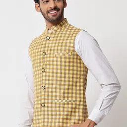 Vastraa Fusion Men Yellow Checked Pure Cotton Woven Nehru Jackets image 5