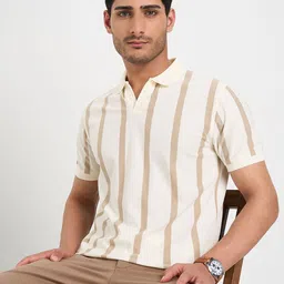Peregrine by Pantaloons Men Polo Collar Extended Sleeves Pockets Slim Fit T-shirt image 3