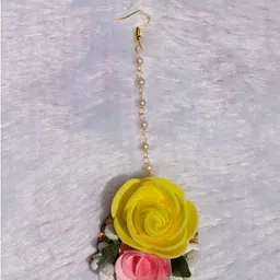 uvx fashion & tech Fabric, Mother of Pearl Maang Tikka image 2