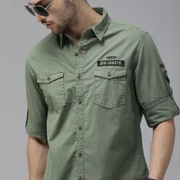 roadster Men Regular Fit Solid Spread Collar Casual Shirt-picture-35
