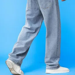 azureattire Men Loose Fit Mid Rise Light Blue Jeans image 2